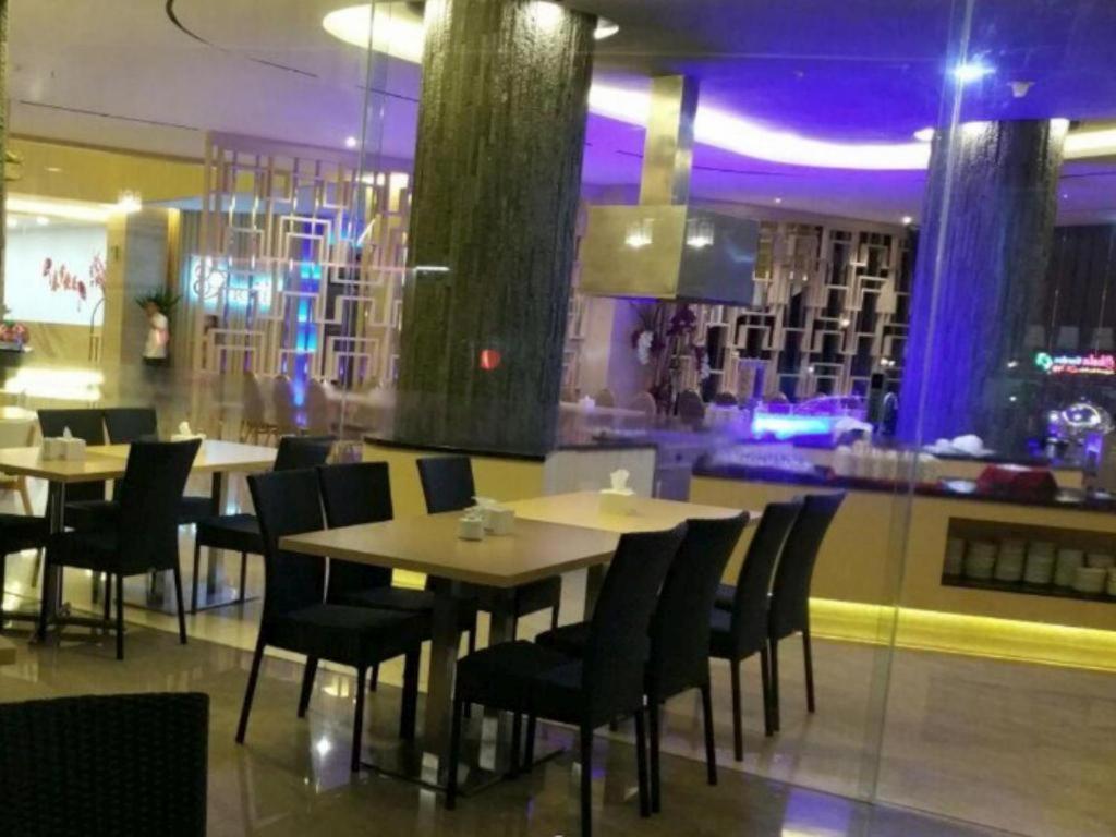 89 Hotel Batam Nagoya Exterior photo