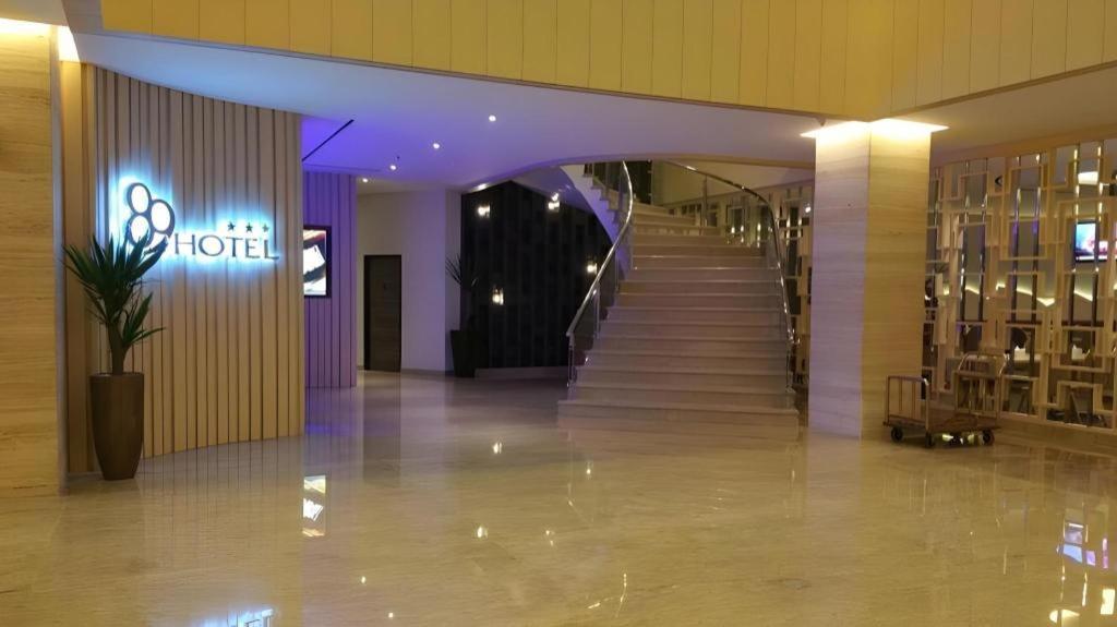 89 Hotel Batam Nagoya Exterior photo